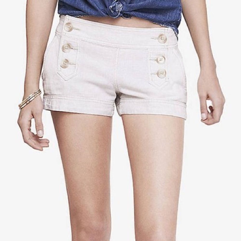 ✨ Express Womens Black Button Front Shorts Short✨